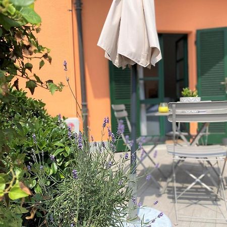 La Casa Di Ringhiera Lejlighed Alba  Eksteriør billede